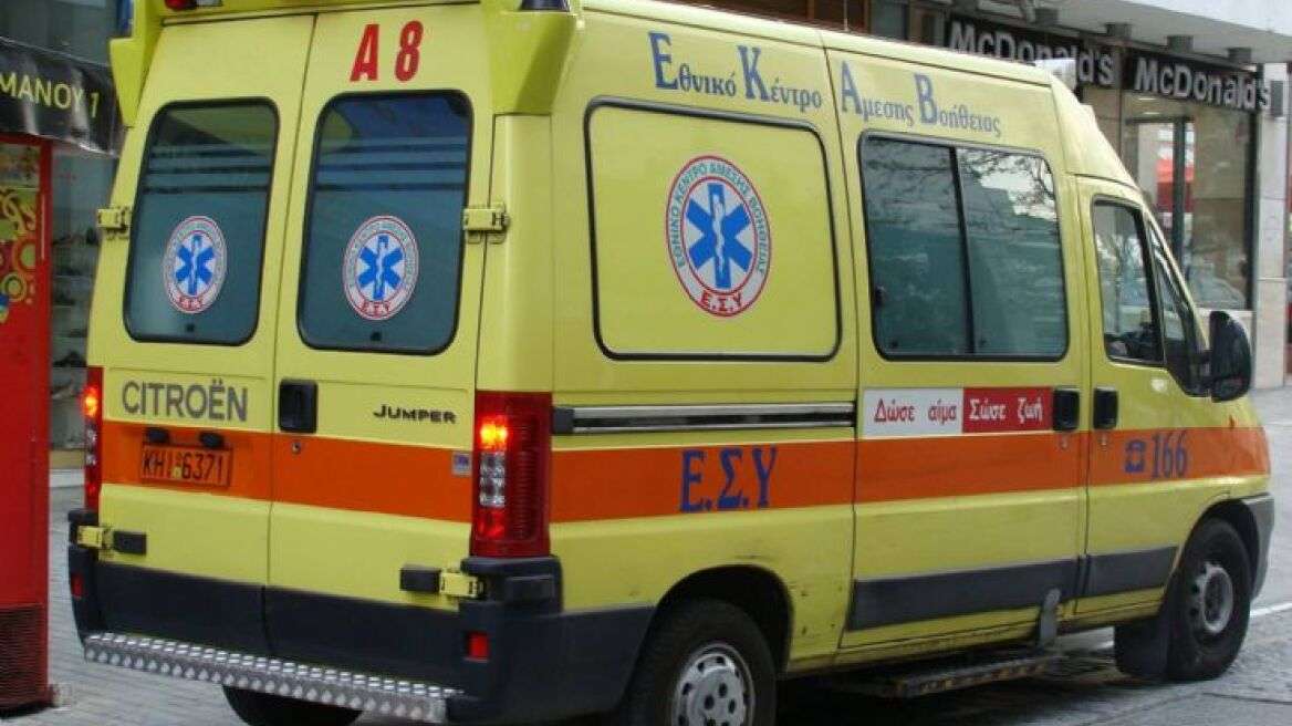 «ΘΡΗΝΟΣ» στην Πάτρα: 45χρονη βρέθηκε «ΚΡΕΜΑΣΜΕΝΗ» στο σπίτι της