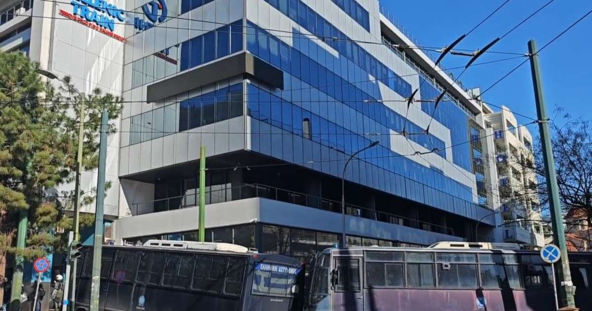 Ένταση έξω από τα γραφεία της Hellenic Train στην Συγγρού