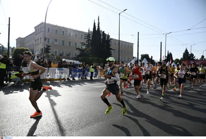 Ημιμαραθώνιος Αθήνας 2025: Κυκλοφοριακός «μαραθώνιος» – Ποιοι δρόμοι κλείνουν και πώς θα κινηθείτε