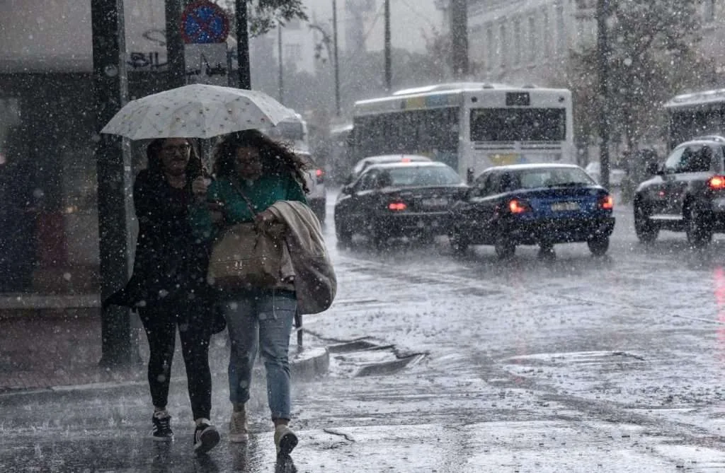 Πότε έρχεται νέο «κύμα βροχών» – Τί γράφει ο Τσατραφύλλιας
