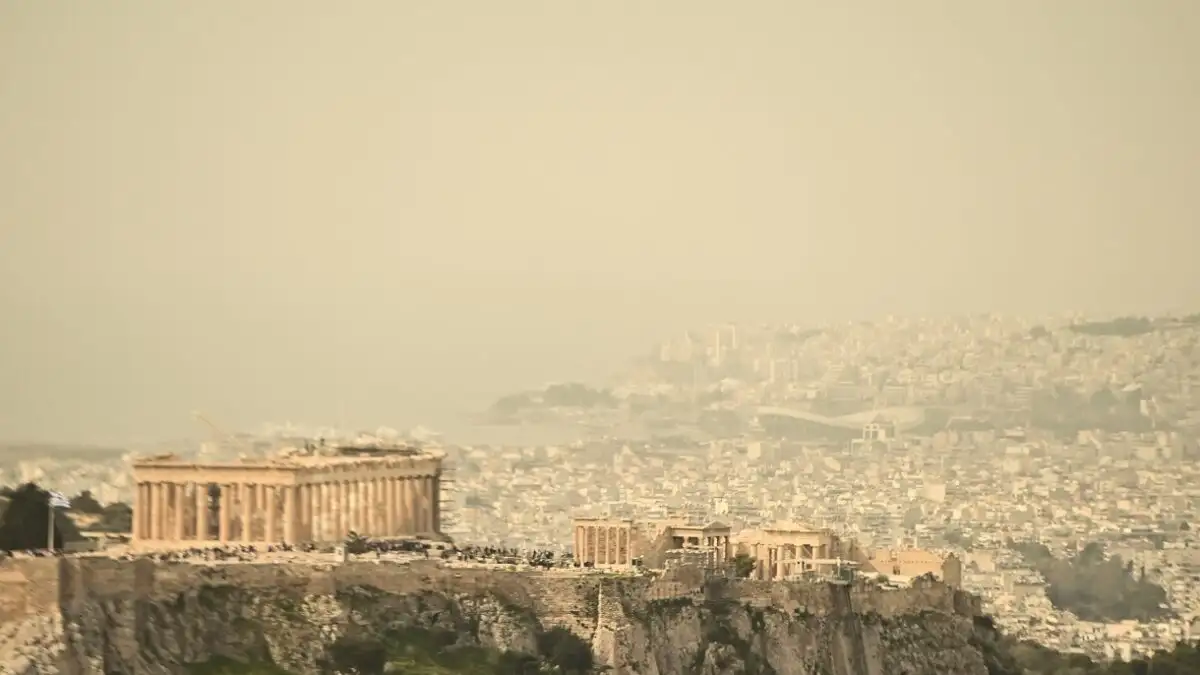 Έρχονται λασποβροχές και θυελλώδεις άνεμοι – Ποιες περιοχές επηρεάζονται