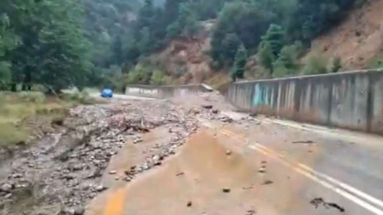 Κλειστό ρεύμα προς Σητεία λόγω κατολίσθησης – Προειδοποιήσεις για έντονες βροχοπτώσεις
