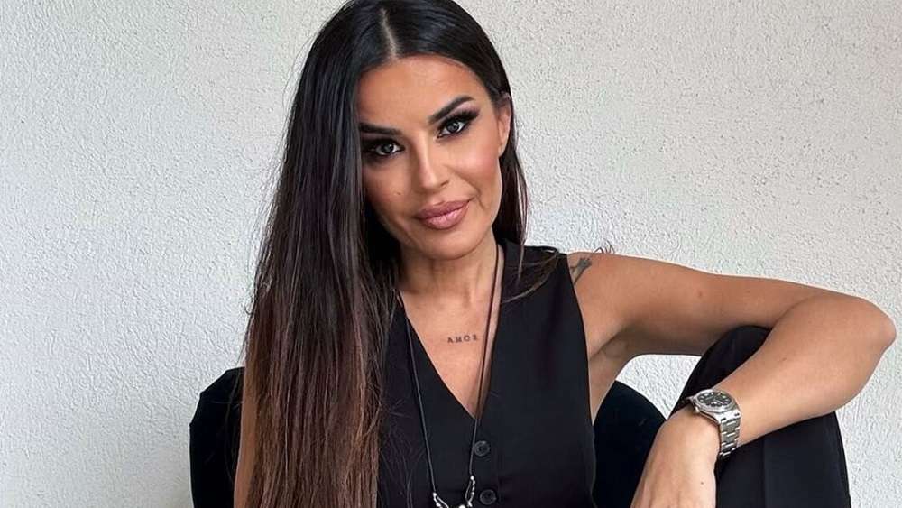 Χριστίνα Κολέτσα: «Βρέθηκα αντιμέτωπη με ένα πολύ σοβαρό πρόβλημα υγείας, ενώ έμαθα ότι είμαι έγκυος»