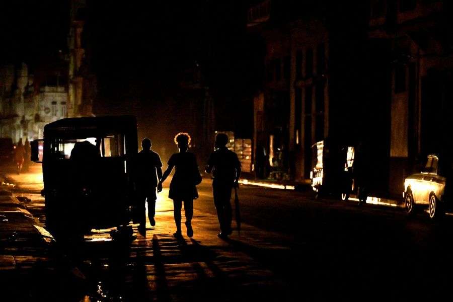 Κούβα: Εκτεταμένη διακοπή ρεύματος βυθίζει τη χώρα στο σκοτάδι – Τι συμβαίνει;