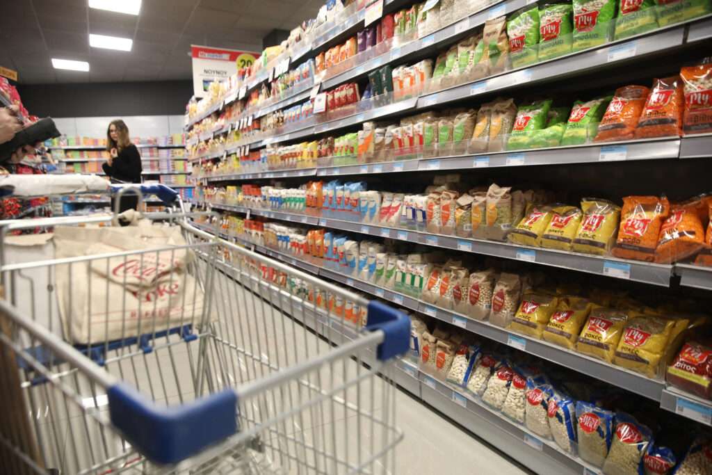 Τι αλλάζει στις προσφορές των σούπερ μάρκετ: Εκπτωτική τιμή η χαμηλότερη των τελευταίων 30 ημερών