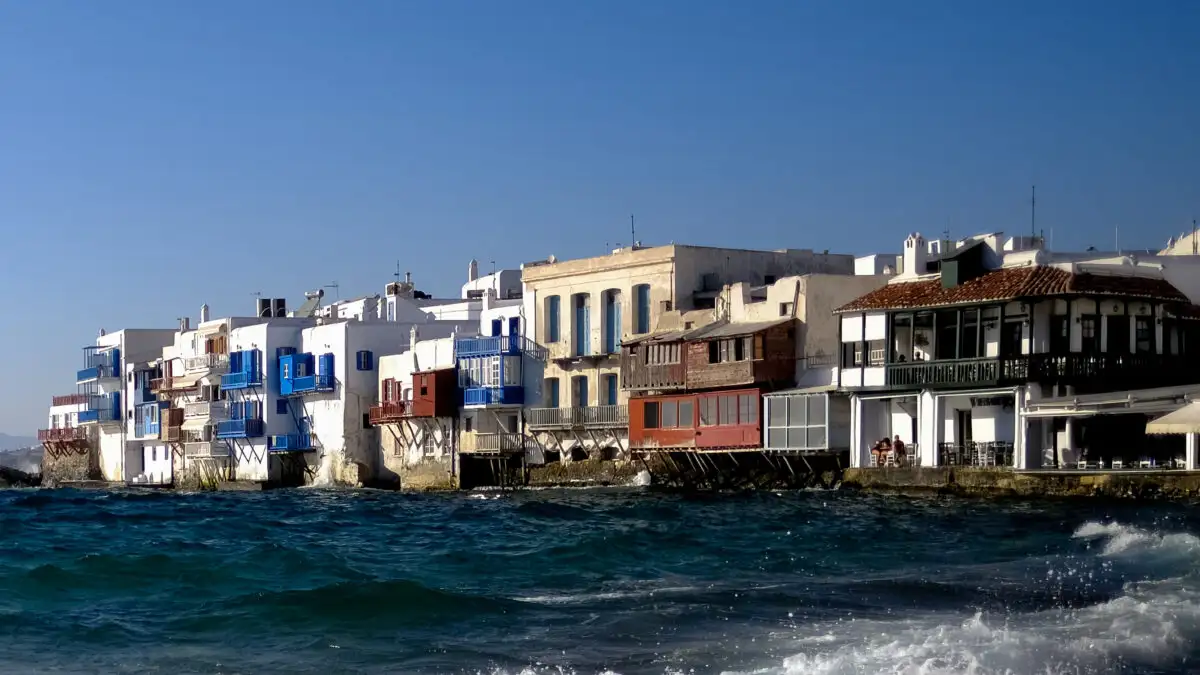 Μύκονος: Στη φυλακή 34χρονος για «revenge porn» – Διακινούσε πορνογραφικά βίντεο έναντι αμοιβής