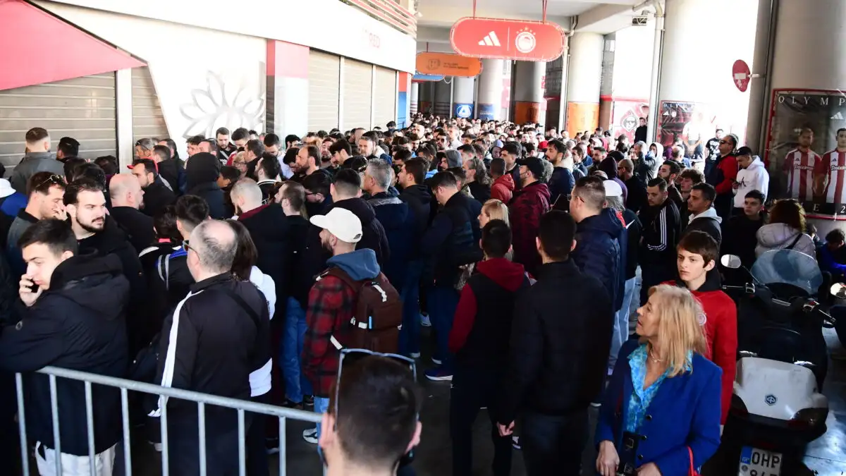 Ολυμπιακός: Εξαντλήθηκε η επετειακή φανέλα – Μόνο ηλεκτρονικά η δεύτερη παρτίδα