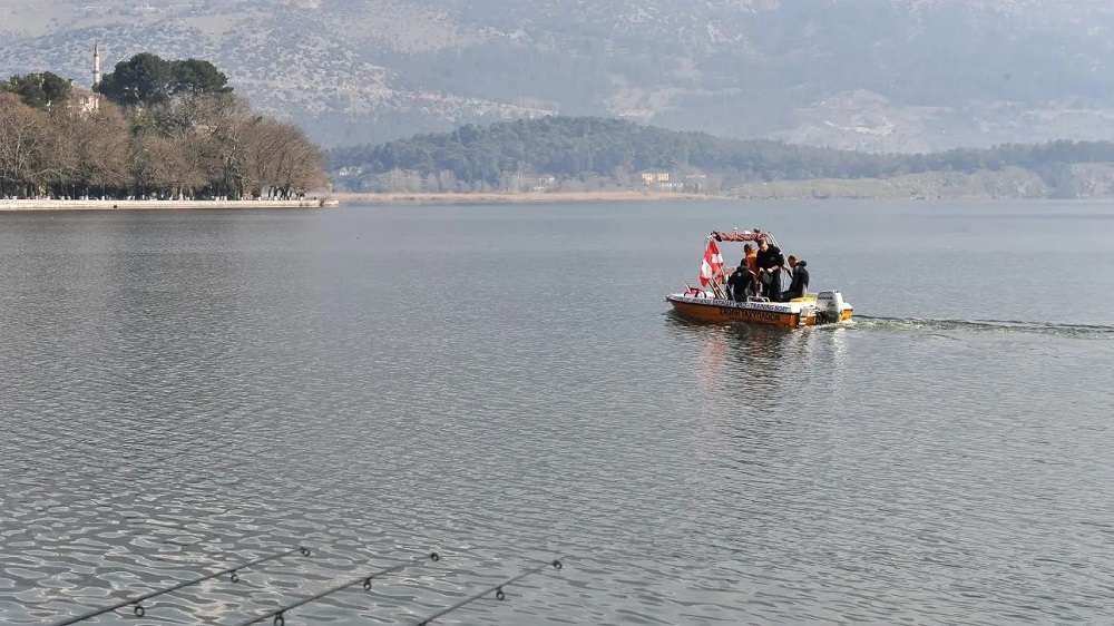 Θρίλερ στα Ιωάννινα: Ηλικιωμένη ανασύρθηκε νεκρή από την λίμνη Παμβώτιδα