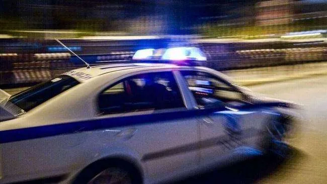 Την παραμόνευσε έξω από το μπαρ και την μαχαίρωσε, τι συνέβη ανάμεσα σε δύο 22χρονες στην Κέρκυρα