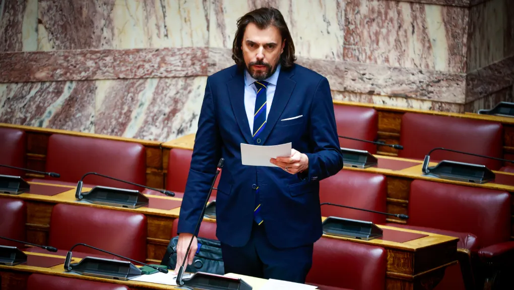 ΠΑΣΟΚ – ΣΥΡΙΖΑ: Το παζάρι των αποχωρήσεων – Ο βουλευτής Πέτρος Παππάς συναντά τον Ανδρουλάκη την Τετάρτη