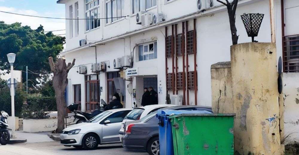 Πολεοδομία Ρόδου: Νέες αποκαλύψεις για στέλεχος που συνελήφθη – Είχε σχέδια για εστιατόρια σε Ντουμπάι και Λίνδο