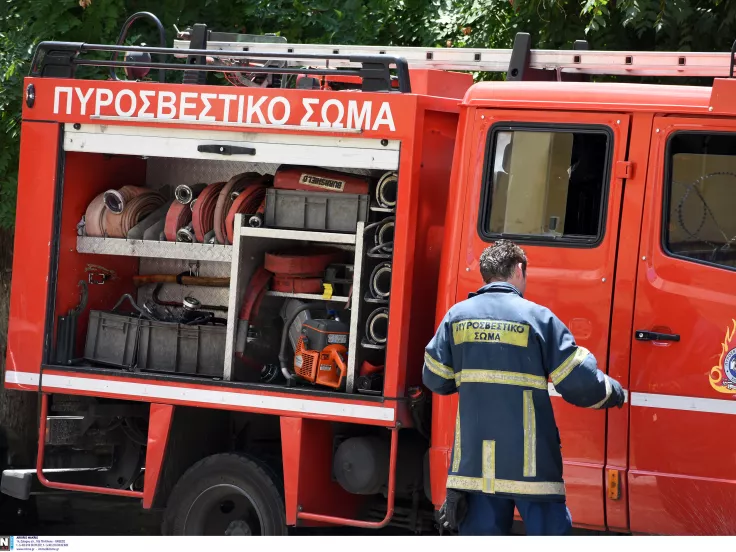 Yπό έλεγχο η πυρκαγιά που είχε ξεσπάσει σε μονοκατοικία στον Βαρνάβα