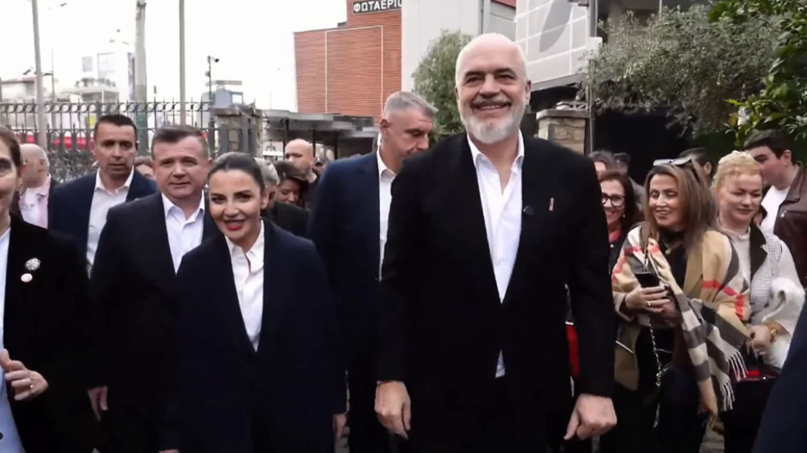 Στην Τεχνόπολη ο Έντι Ράμα σε εκδήλωση με προεκλογικό «άρωμα» για επιστροφή Αλβανών στην πατρίδα τους – Δείτε βίντεο