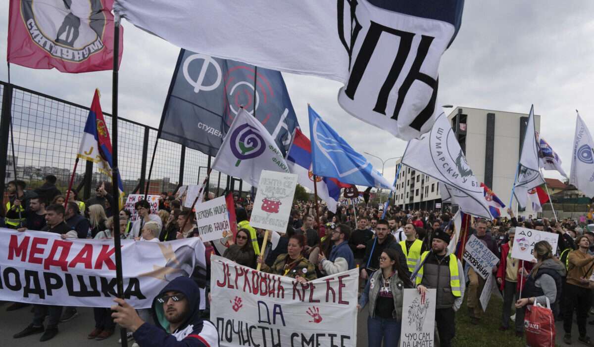Νέες φοιτητικές κινητοποιήσεις στη Σερβία κατά της διαφθοράς