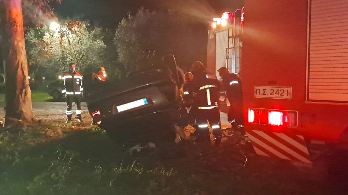 «Ήταν και οι τρεις με ζώνη, ο γιος μου έπινε σπάνια» – Στο πένθος βυθίστηκε η Σπάρτη για τους νεαρούς που σκοτώθηκαν σε τροχαίο