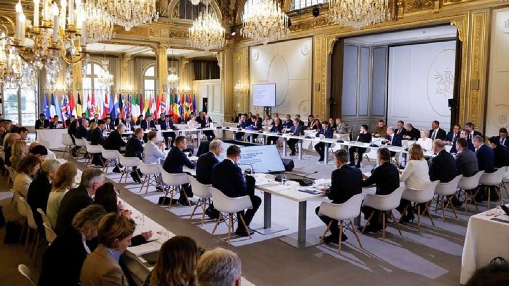 «Σύνοδος των προθύμων» για την Ουκρανία: Εξακολουθεί να ρίχνει λάδι στη φωτιά – Δεν αίρονται οι κυρώσεις κατά της Ρωσίας