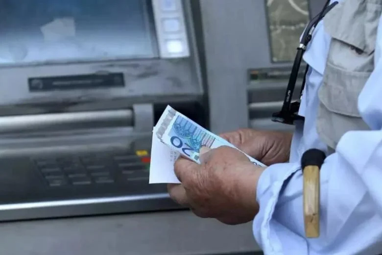 Συντάξεις Μαΐου: Οι ημερομηνίες πληρωμής για όλα τα Ταμεία