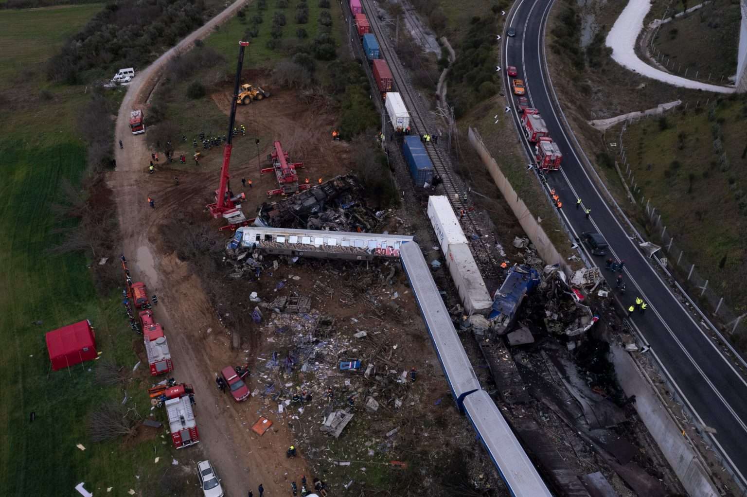 Έγκλημα στα Τέμπη: Σοκαριστικά Ντοκουμέντα με τις Εκκλήσεις Επιβατών για Βοήθεια – «Σας Ικετεύω, Βρείτε Μας»