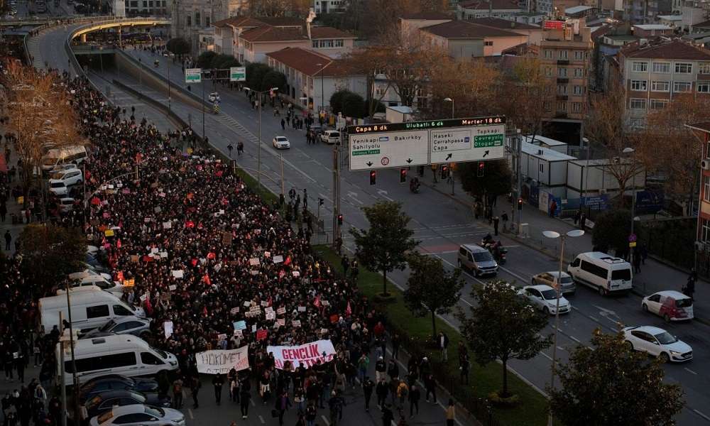 Τουρκία – Δικαστής διατάσσει την προφυλάκιση ενός φωτορεπόρτερ του AFP