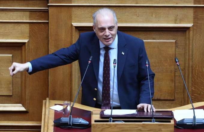 ΖΩΝΤΑΝΑ ο Κ. Βελόπουλος στη Βουλή  λίγο μετά τις 18:00 – Ο ΜΟΝΟΣ ΠΟΥ ΜΠΟΡΕΙ ΝΑ ΡΙΞΕΙ ΤΟΝ ΜΗΤΣΟΤΑΚΗ