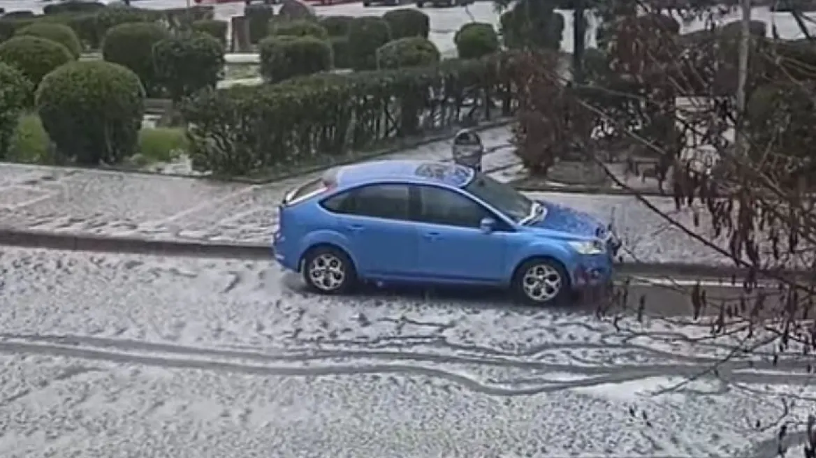 Κοζάνη: Σφοδρή χαλαζόπτωση το μεσημέρι της Κυριακής – Βίντεο