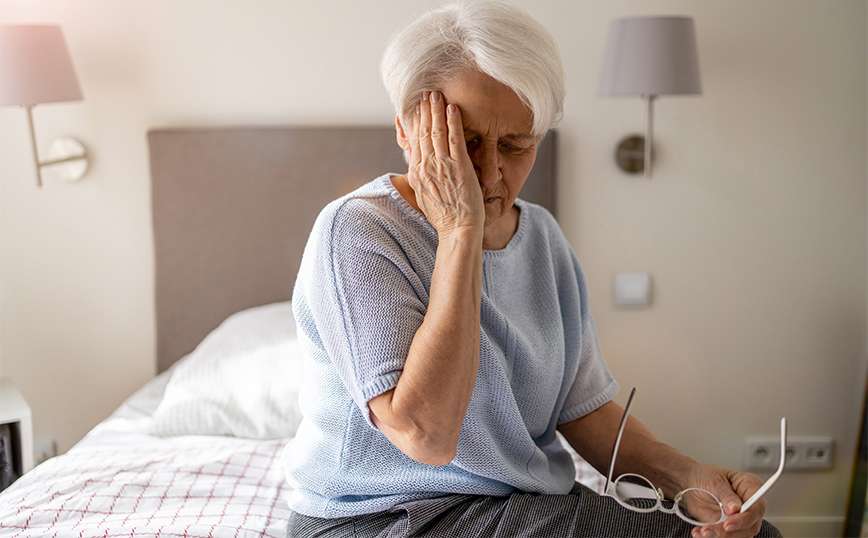 Nόσος Αλτσχάιμερ: Το μυρωδικό που δυναμώνει μυαλό και μνήμη – Το έχουμε όλοι στην κουζίνα μας