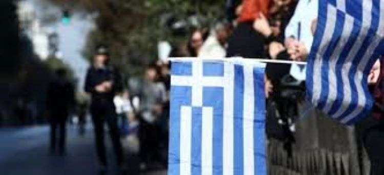 Απίστευτο θράσος: Έκλεψε ένα από τα ηχεία που είχαν τοποθετηθεί για την κάλυψη της παρέλασης