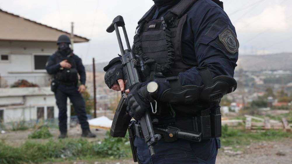 Λαθρεμπόριο καπνικών προϊόντων: Πώς το ελληνικό FBI “ξεσκέπασε” τη συμμορία