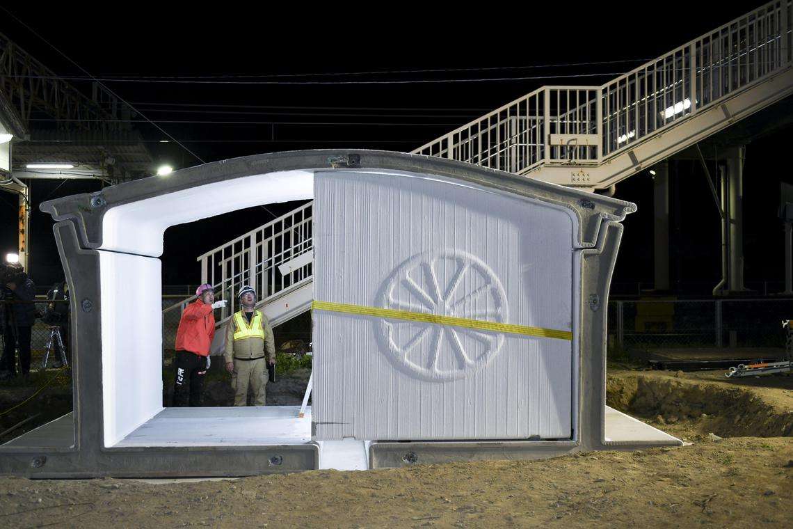 Ιαπωνικές εταιρείες κατασκευάζουν 3D εκτυπωμένο σιδηροδρομικό σταθμό σε μια εβδομάδα