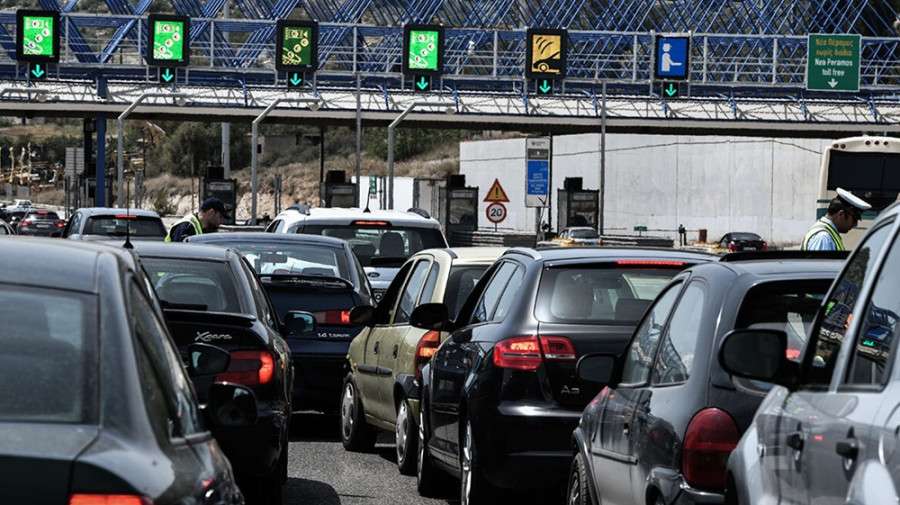 Έξοδος του Πάσχα: Πάνω από 92.000 οχήματα έφυγαν σήμερα από την Αττική