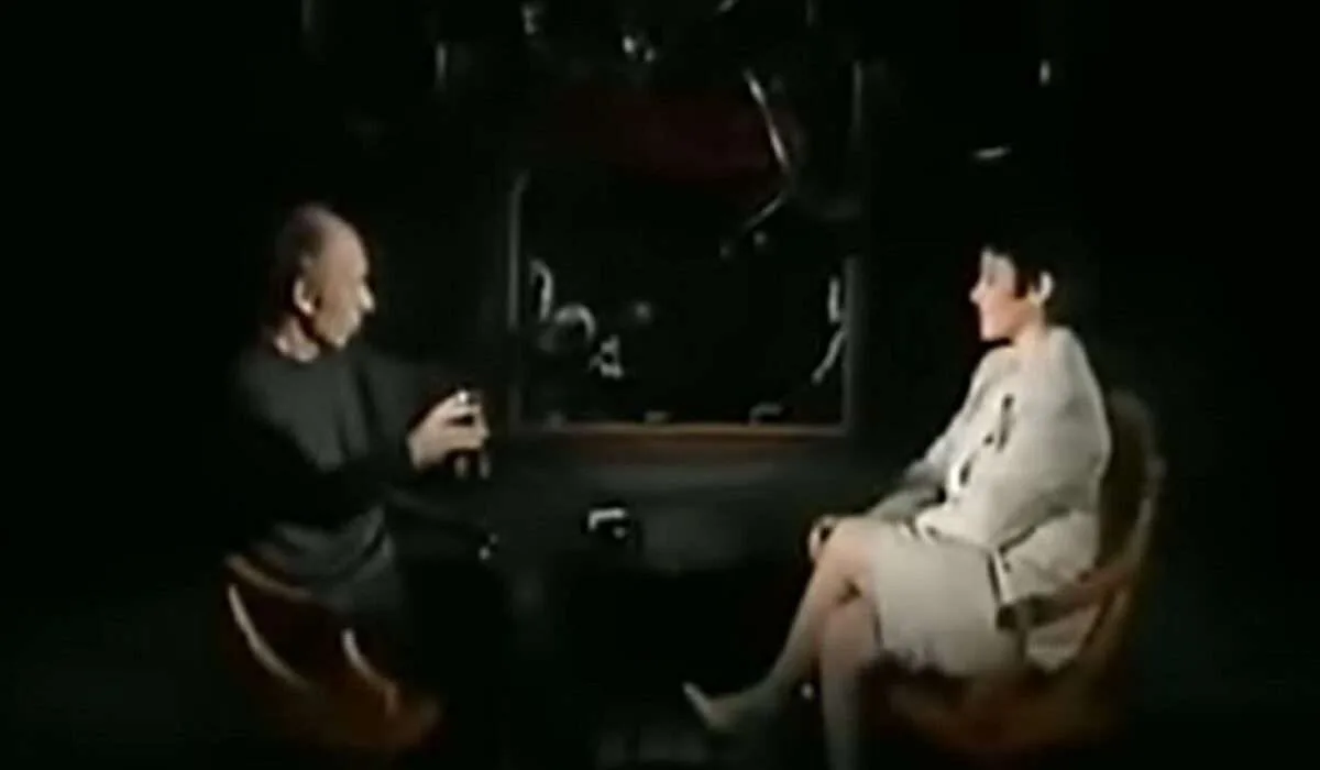 Άκης Πάνου: «Έφυγε» στις 7 Απριλίου 2000 – Η μυθική συνέντευξη στη Μαλβίνα Κάραλη