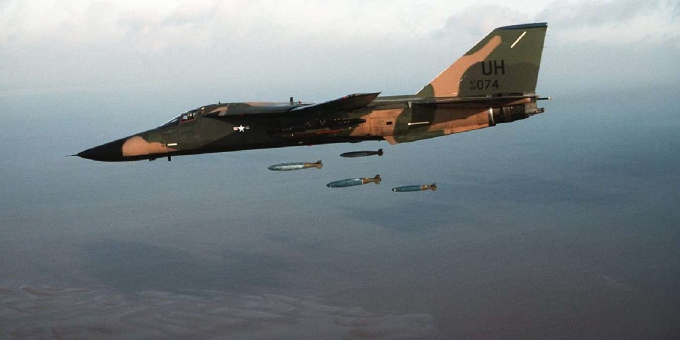 F-111: Το «γουρούνι» που ανατρέπει τους συσχετισμούς ισχύος στον αέρα