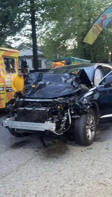 Όχημα έπεσε σε πλήθος σε φεστιβάλ