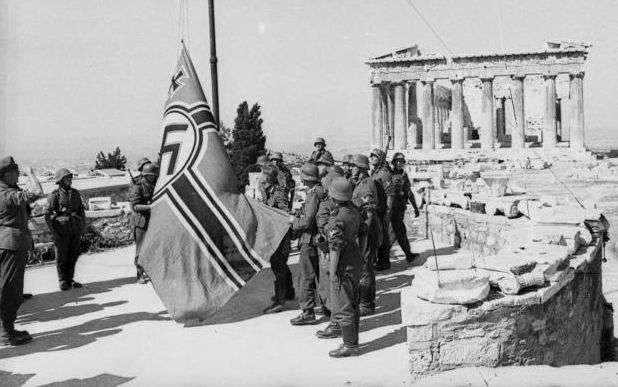 27 Απριλίου 1941: Η μέρα που η Αθήνα λύγισε – Οι Ναζί μπαίνουν στην πόλη (Βίντεο)