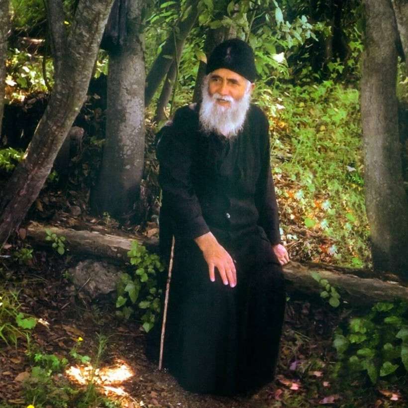 ΣΥΜΒΑΙΝΕΙ ΤΩΡΑ! ΣΧΕΔΟΝ 20000 ΠΙΣΤΟΙ ΣΤΗΝ ΑΓΡΥΠΝΙΑ ΓΙΑ ΤΟΝ ΑΓΙΟ ΠΑΙΣΙΟ!