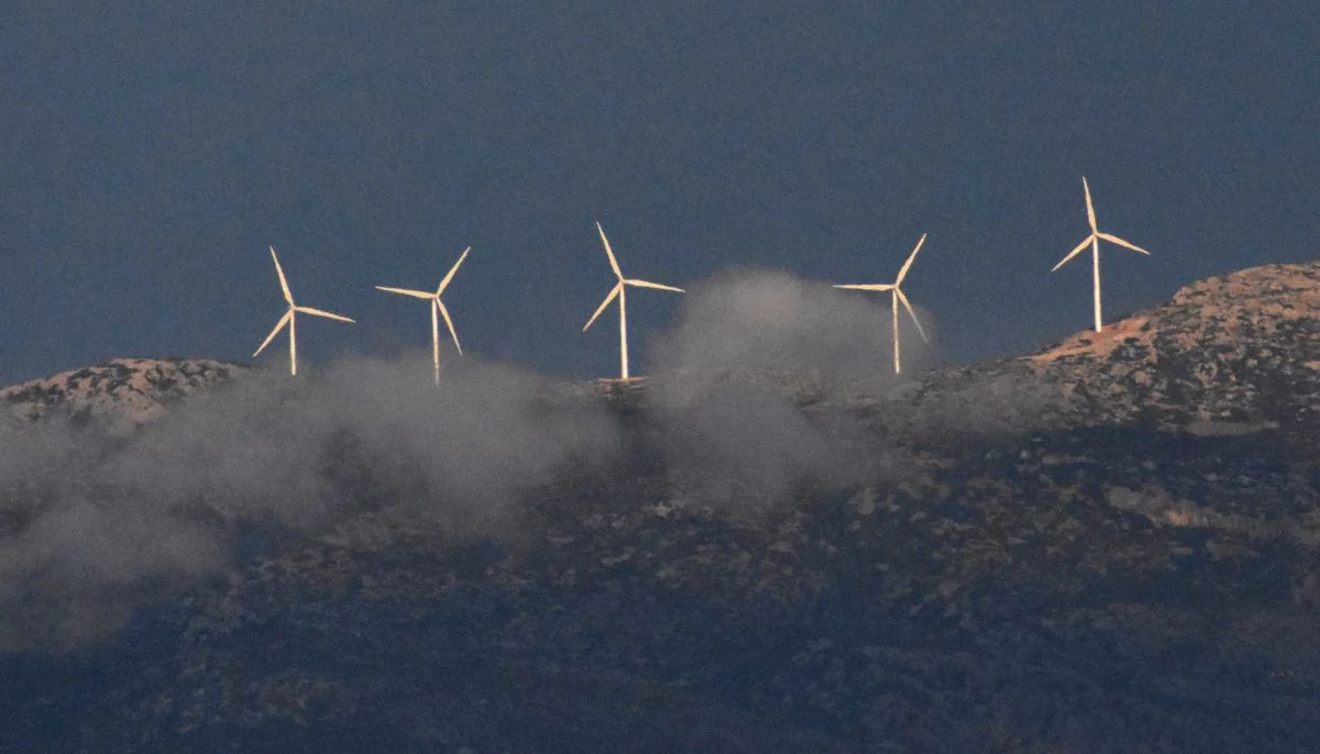 Οι θαυμαστές ΜΠΙΖΝΕΣ ΤΗΣ ΤΕΡΝΑ στις στάχτες του Έβρου