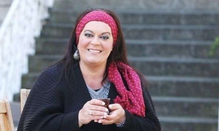 Μαρία Εκμεκτσίογλου: «Θαυμαστής μου έστελνε 100 κόκκινα τριαντάφυλλα κάθε μέρα»