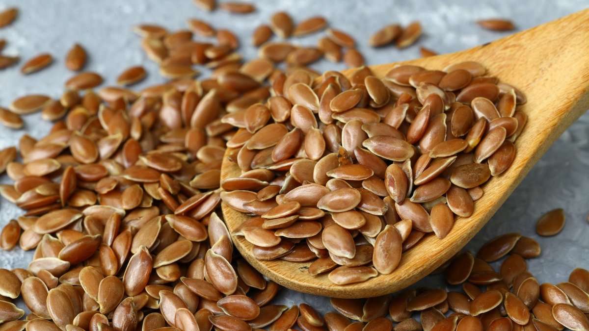 8+1 λόγοι για να κάνετε καθημερινή σας συνήθεια την κατανάλωση λιναρόσπορου