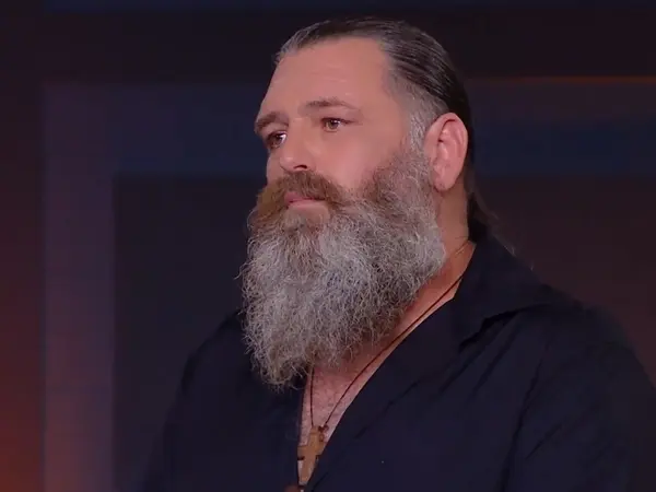 Ξέσπασε ο Κρητικός μελισσοκόμος στο Dragons’ Den: «Δεν ήρθα εδώ να ζητιανέψω!»