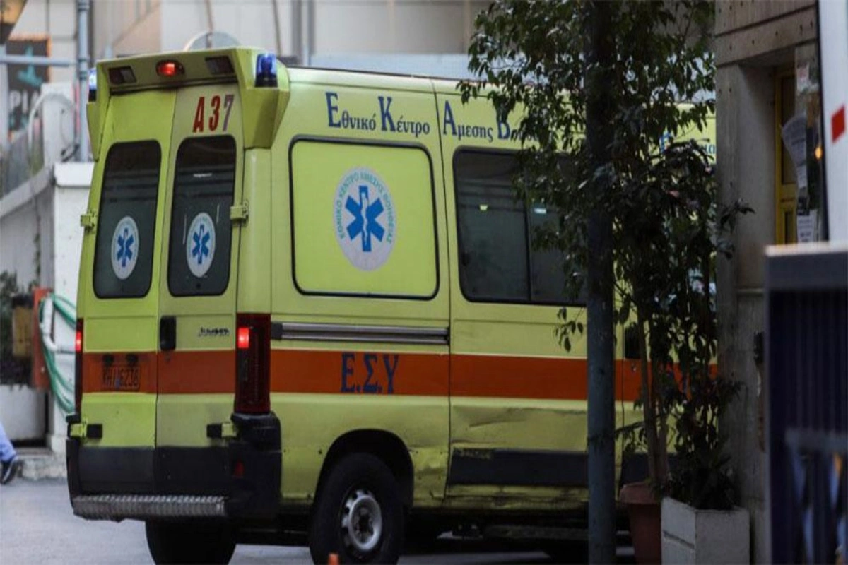 «ΠΑΡΑΛΙΓΟ ΘΑΝΑΤΙΚΟ!» Γερανοφόρο ανετράπη στη Ρόδο – Δύο οι τραυματίες