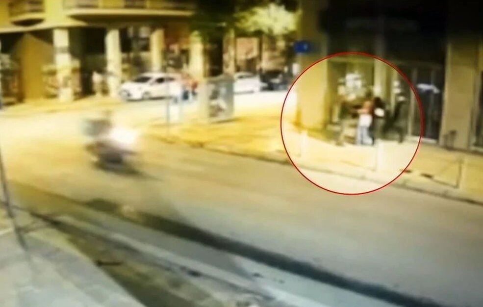 Σεξουαλική επίθεση στα Εξάρχεια: «Δεν μπορεί να απελαθεί σε καμία περίπτωση»