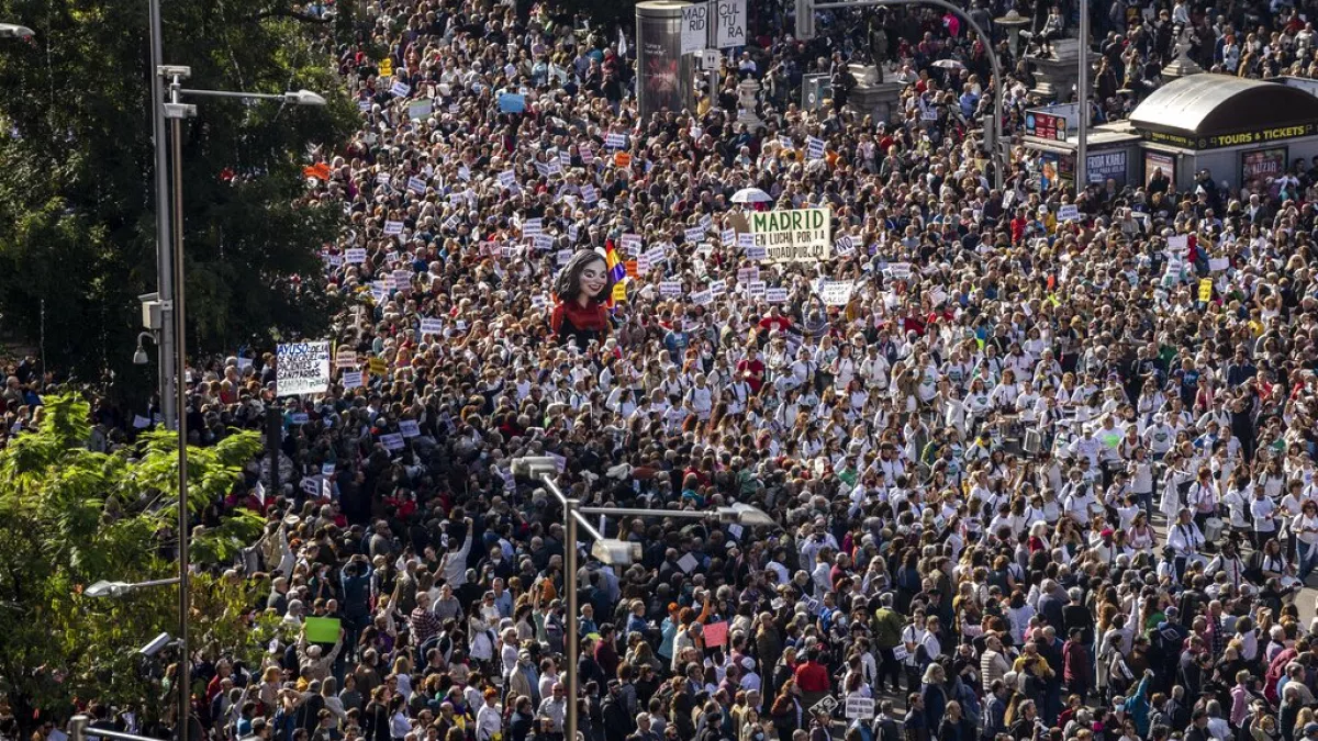 Κρίση στέγης στην Ισπανία: Ενοικίαση σε τουρίστες και μεταναστές εκτοξεύουν τις τιμές