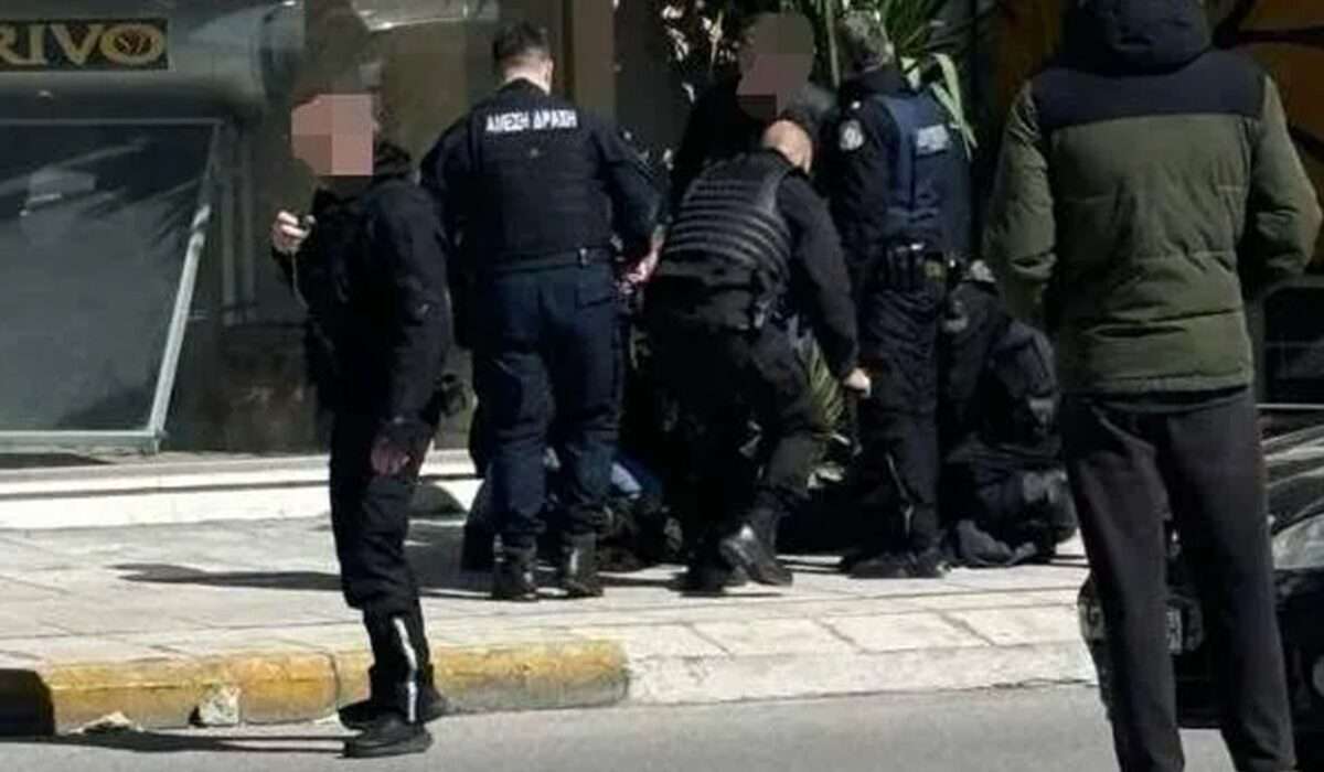 «Το κράτος και η CIA ήθελαν να με εξοντώσουν» – Ο 54χρονος κατηγορούμενος αποκαλύπτει την τρελή εξήγηση πίσω από την ληστεία τράπεζας