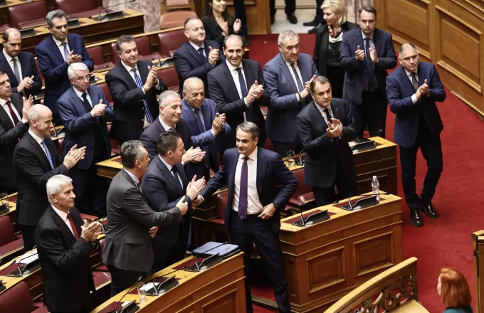 Η Κυβέρνηση «ΣΚΟΤΩΝΕΙ» την επαρχία – Αυτοί οι «11» βάζουν φωτιά στην κυβέρνηση ;!