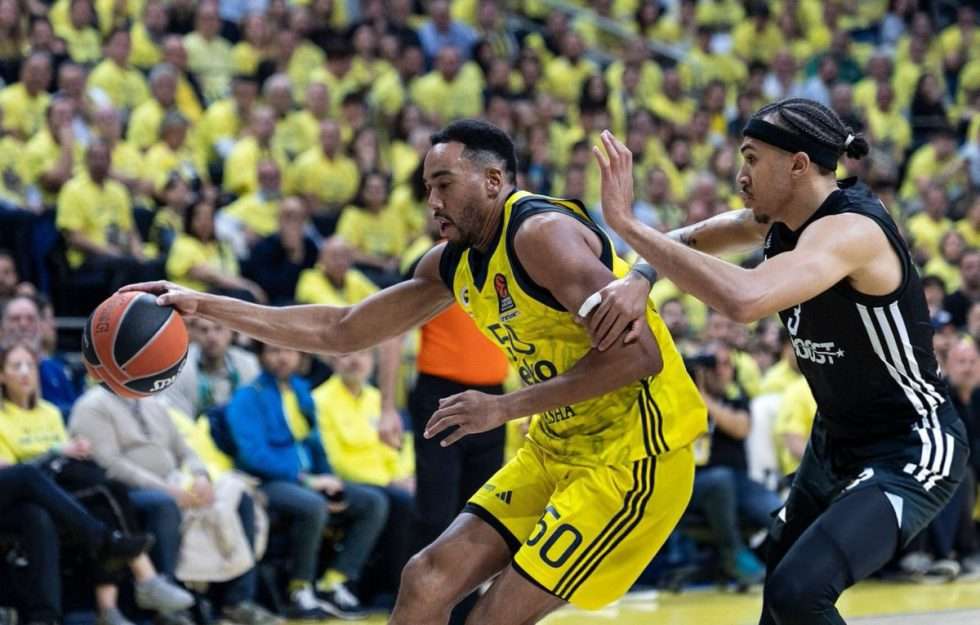 Φενέρμπαχτσε – Παρί: Στον «αέρα» το Game 2 λόγω του ισχυρού σεισμού στην Κωνσταντινούπολη