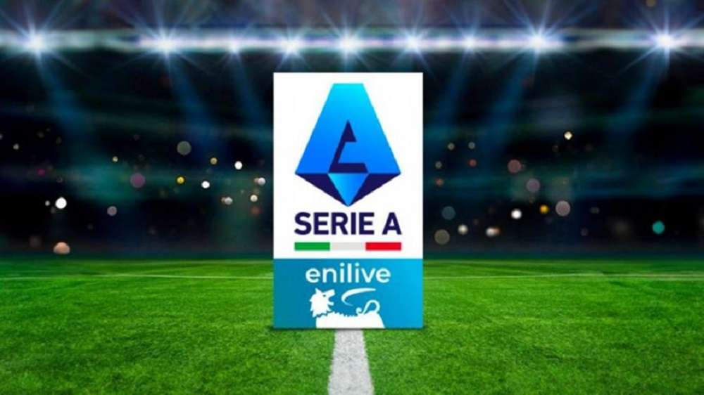 «Αναβάλλονται» οι αγώνες της Serie A λόγω του θανάτου του Πάπα