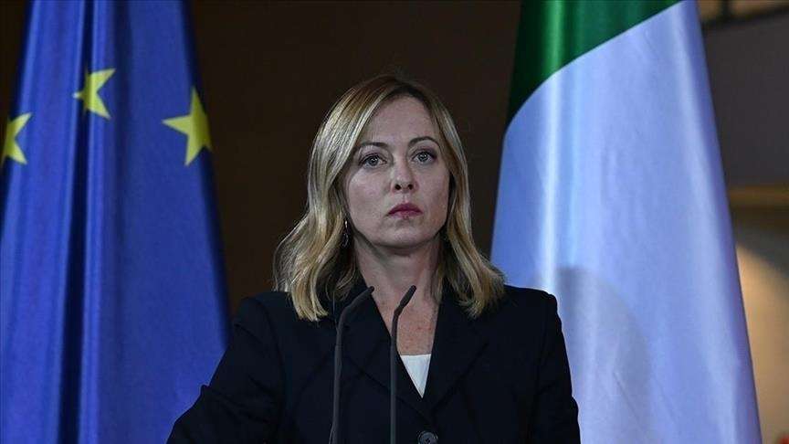 Μελόνι: Η ΕΕ δεν πρέπει να ανταποδώσει τους δασμούς των ΗΠΑ