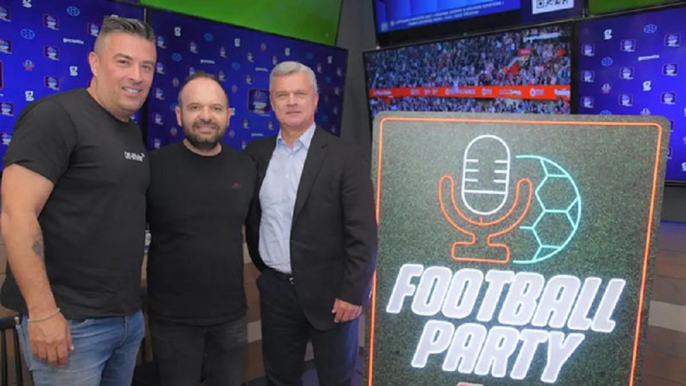 Μοναδικό pre-game show με Κριστόφ Βαζέχα και Γιάννη Αϊβάζη για τα ντέρμπι των playoffs