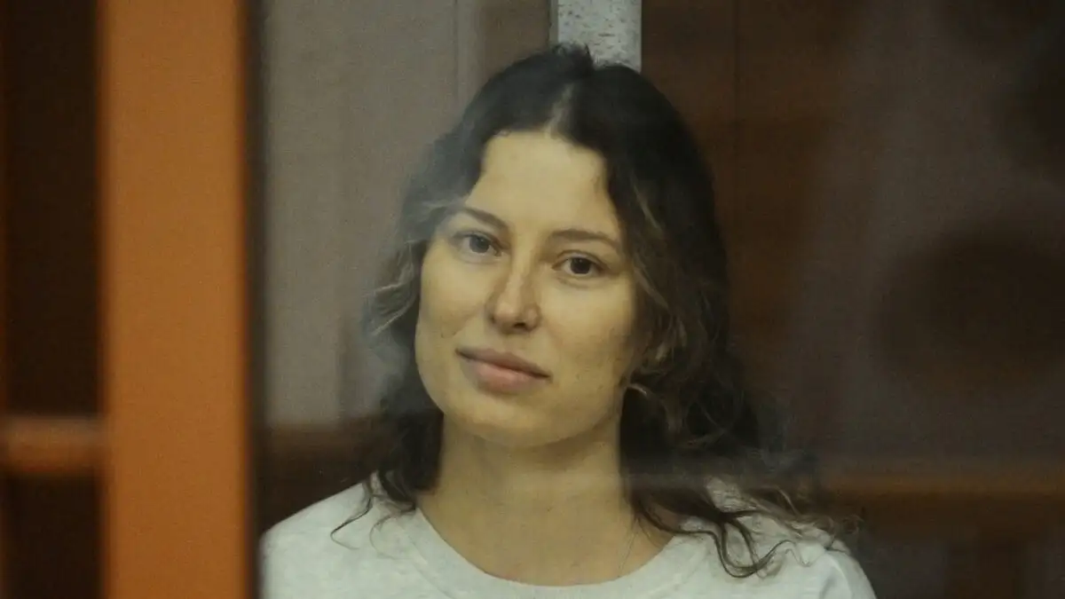 «ΑΝΤΑΛΛΑΓΗ-ΒΟΜΒΑ» – Η μπαλαρίνα Καρελίνα επιστρέφει στις ΗΠΑ