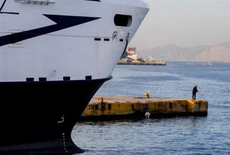 Ταλαιπωρία στο λιμάνι της Ηγουμενίτσας – Νταλίκα χωρίς εισιτήριο μπλόκαρε για δύο ώρες την αναχώρηση πλοίου